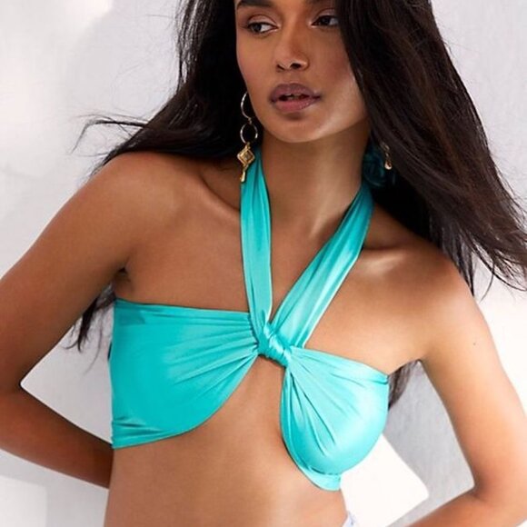 Free People Tops - NWOT Free People Hot Takes Convertible Brami